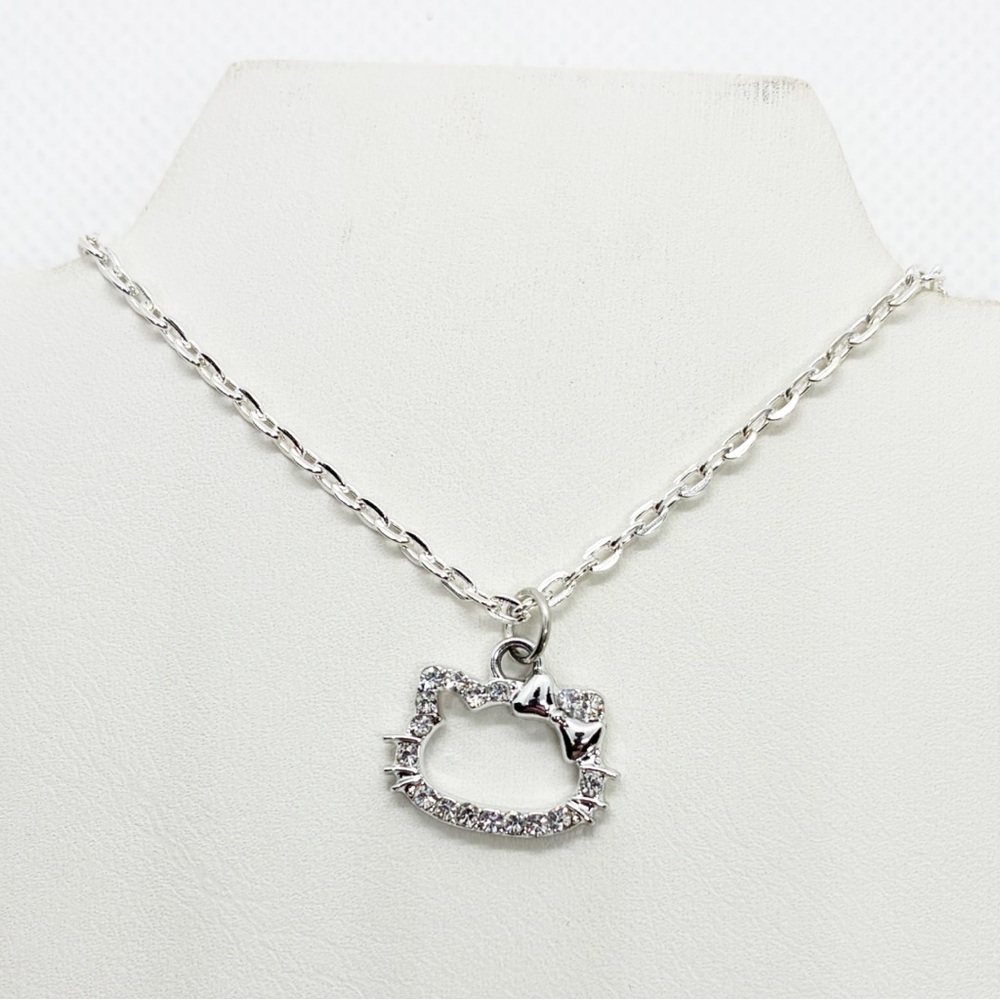 Necklace Hello Kitty White Crystal Silver Tone Bow Sanrio Cute Kawaii Cat Kitten